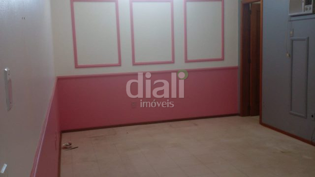 SALA COMERCIAL NO CENTRO ACESSIVEL