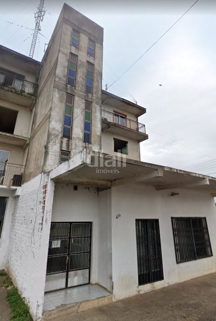 c8125485-2243-4dac-817e-d3a23965d528