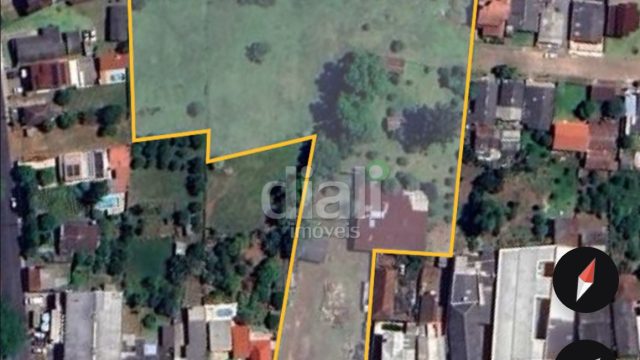 AMPLO TERRENO NO CENTRO DA CIDADE DE TAQUARI-RS