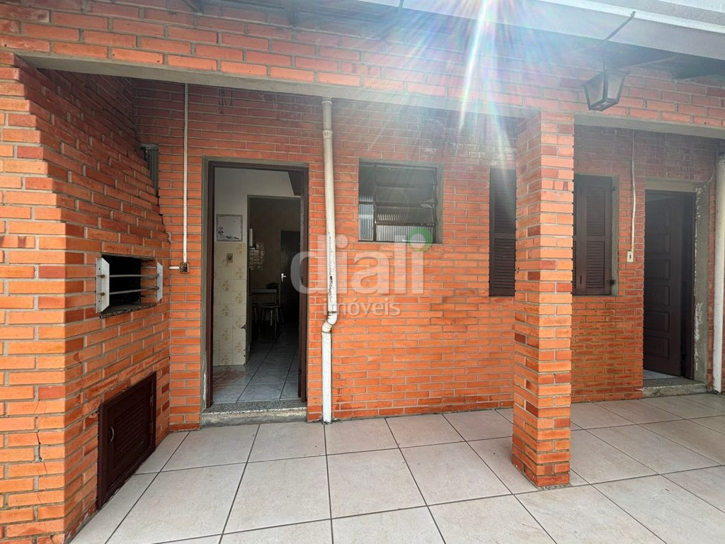 690b34d5-6caa-4fd8-8dc5-2aa7297acdc1