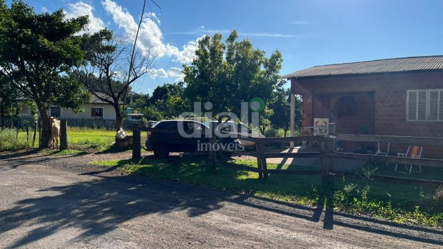 VOCÊ QUE PROCURA DESCANSO, SITIO LOCALIZADO PERTO DA CIDADE!