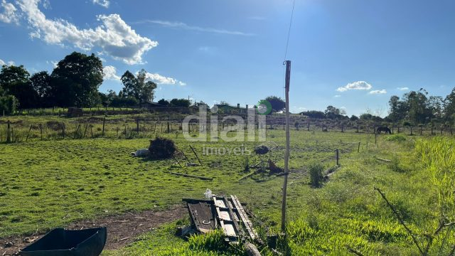VOCÊ QUE PROCURA DESCANSO, SITIO LOCALIZADO PERTO DA CIDADE!