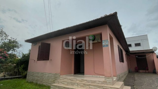 CASA A VENDA LOTEAMENTO FIGUEIRA PRÓXIMO DO CENTRO EM TAQUARI-RS