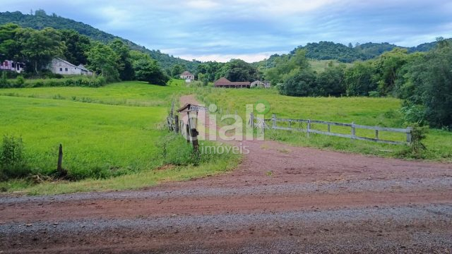 ÁREA RURAL PARA VENDA LOCALIZADA LINHA LEOPOLDINA  -Colinas