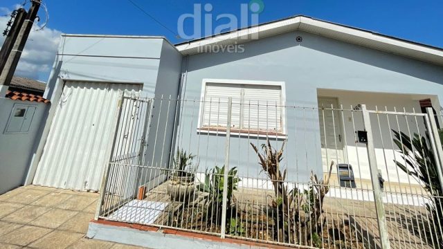 BELÍSSIMA CASA DISPONÍVEL PARA LOCAÇÃO NO LOT. FIGUEIRA