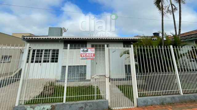GRANDE OPORTUNIDADE DE 3 CASAS  A VENDA NO BAIRRO UNIÃO!