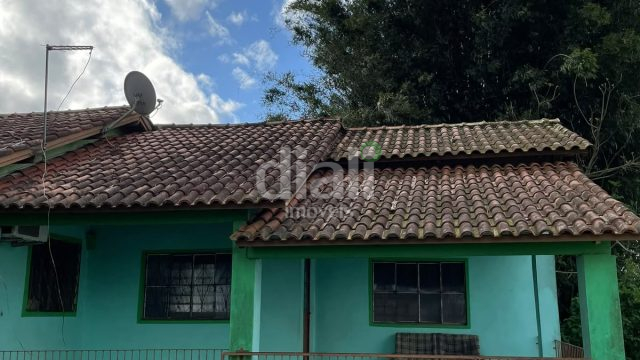 CASA COM 3 QUARTOS DISPONIVEL PARA VENDA LEO ALVIM FALLER!